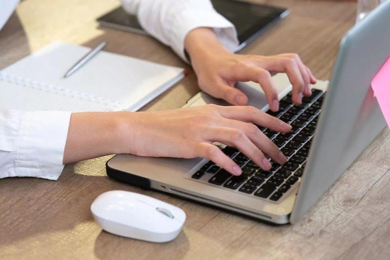  无线键鼠便利背后，隐藏多种窃密隐患；需警惕空中信号泄露与设备潜伏风险。 IT技术 无线键鼠便利背后，隐藏多种窃密隐患；需警惕空中信号泄露与设备潜伏风险。 IT技术 无线键鼠便利背后，隐藏多种窃密隐患；需警惕空中信号泄露与设备潜伏风险。 IT技术