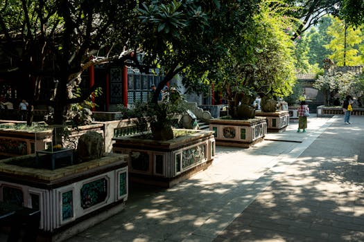 小餐馆瞬间变火海；随意烟头酿大祸，隐患层层失守。