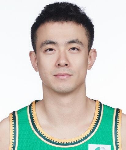 辽宁逆转同曦,赵继伟直言第三节防守失误严重;三连客考验团队深度,需要更多球员挺身而出。 体育新闻