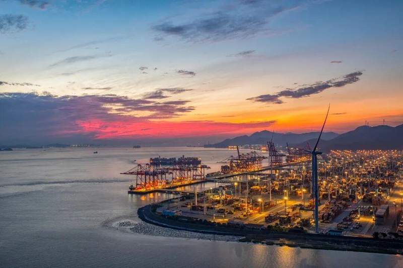  港口吞吐量光环之外：盲目扩张不如深耕内涵 企业服务