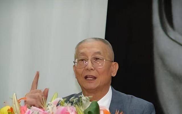  90岁魏纪中争议不断？带你读懂中国体育幕后的那些风波 体育新闻