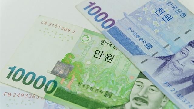  四月汇率变局：人民币冲高背后的逻辑错位与隐忧 股票财经