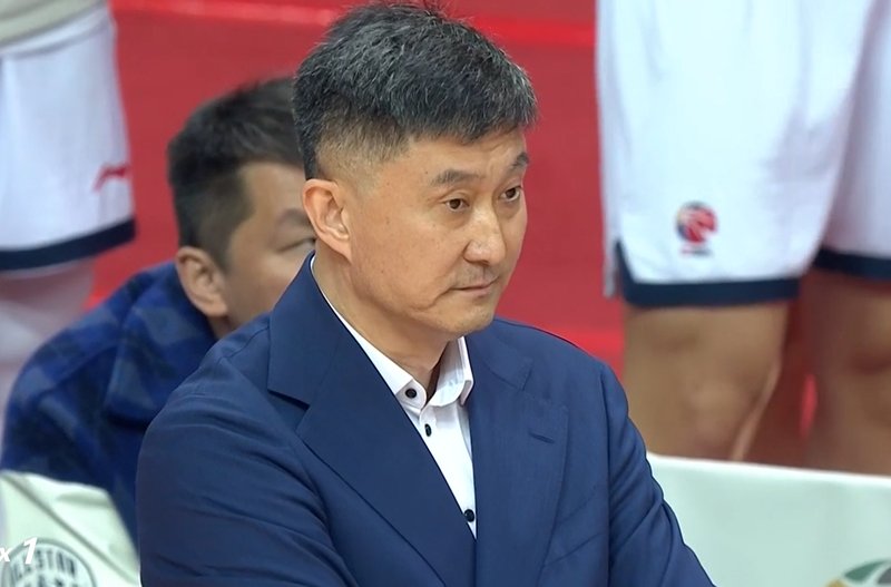  深度复盘：广东队豪华阵容为何沦为CBA笑柄？ 体育新闻