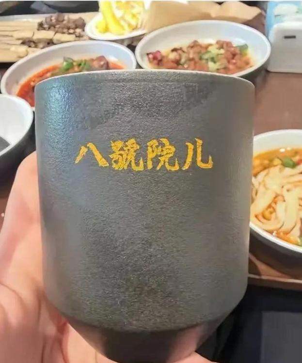  曾经众星捧月，如今无人问津：文章的故事里藏着你我都该懂的道理 情感心理