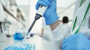  【技术解码·价值重估】56亿美元授权背后：荣昌生物PD-1/VEGF双抗的技术护城河 新闻